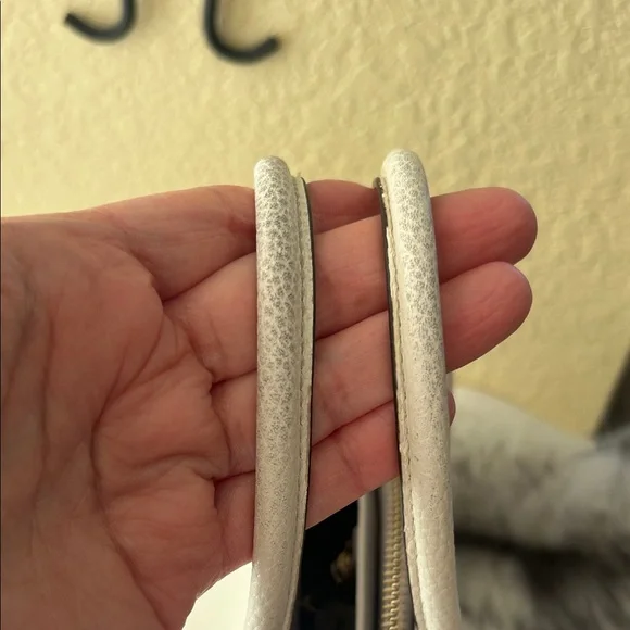 Kate Spade Knott Satchel - Picture 8 of 17